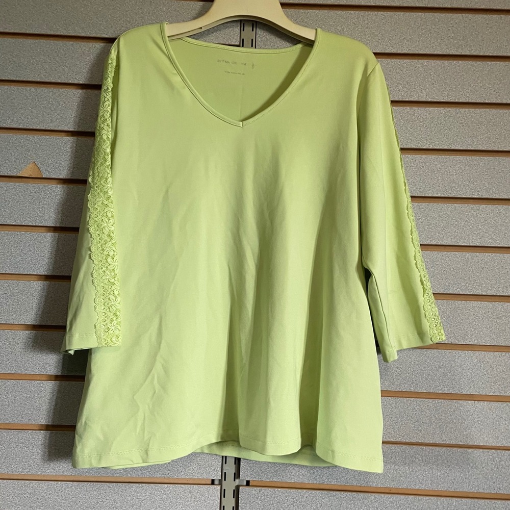 Susan Graver Liquid Knit Chartreuse‎ Green Lace Sleeve V Neck 3/4 Sleeve Large
